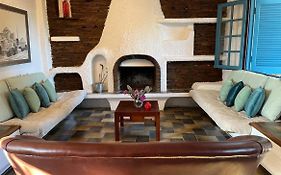 Villa Velissarios: Wonderful Villa Next To Beach